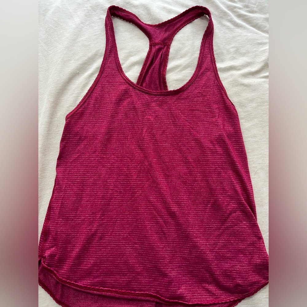 Lululemon women’s tank top
